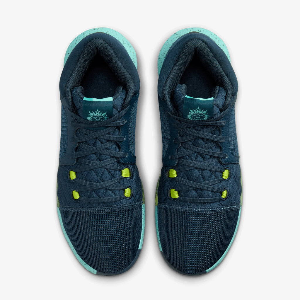 Nike LeBron Witness VIII EP