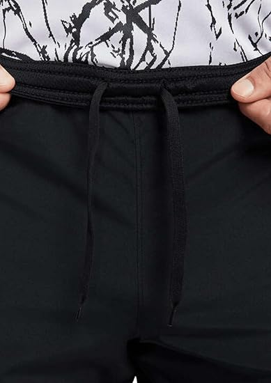 Nike Men's Dri-FIT Football Club Essential 8-Inch Short