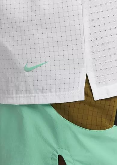 Nike Men's Dri-FIT Solar Chase Short-Sleeve T-Shirt