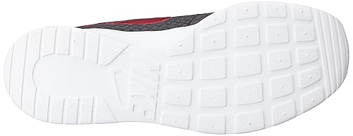 Nike Tanjun