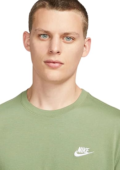 Nike Sportswear Men's Club T-Shirt