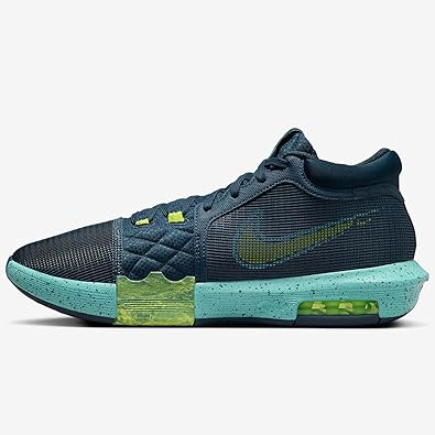 Nike LeBron Witness VIII EP