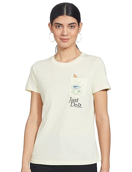 Nike Sportswear Women's Regular Fit Short-Sleeve Pocket T-Shirt Nature Graphic