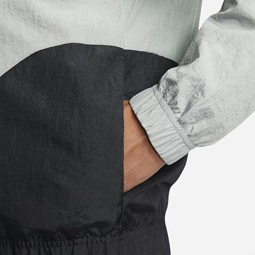 Nike Sportswear Swoosh Woven Lined Jacket