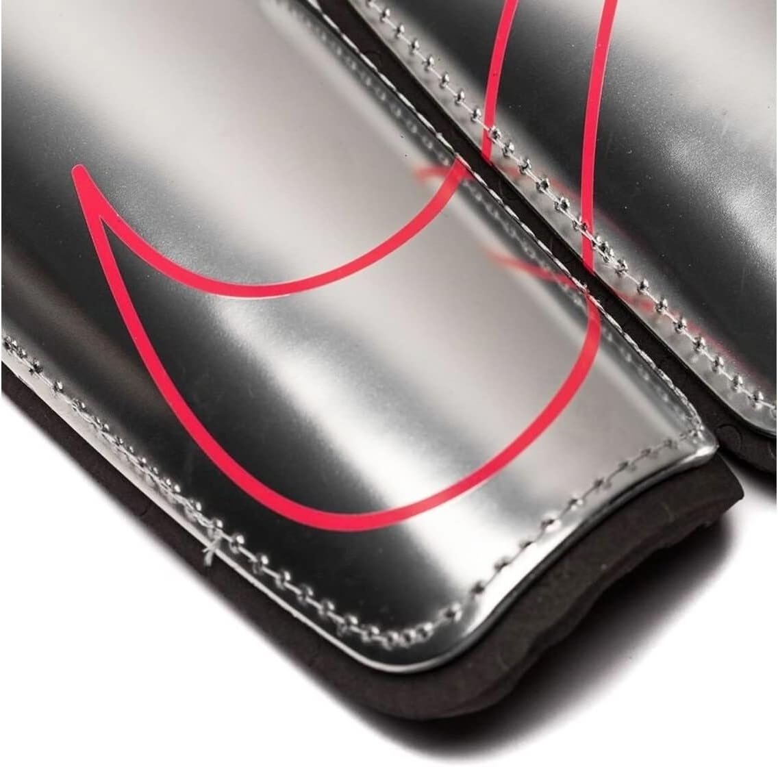 Nike Mercurial Hardshell Guard