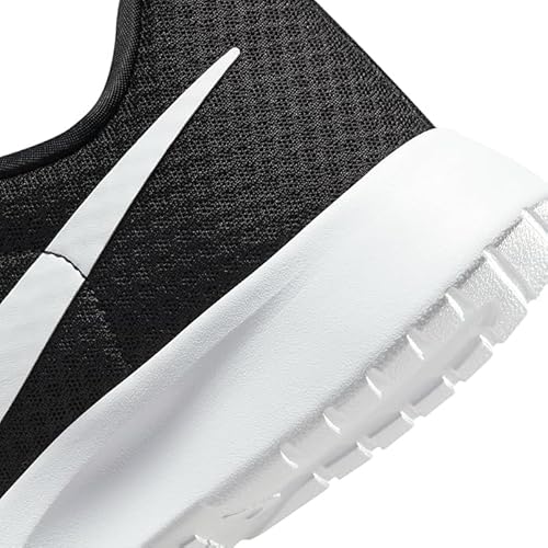 Nike Tanjun Flyease