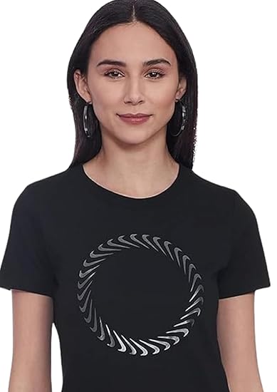 Nike Sportswear Women's Icon Clash T-Shirt