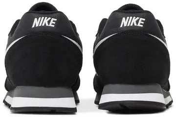 Nike MD Runner 2