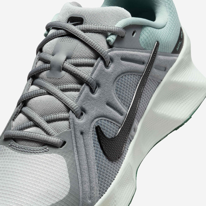 Nike Metro Tech