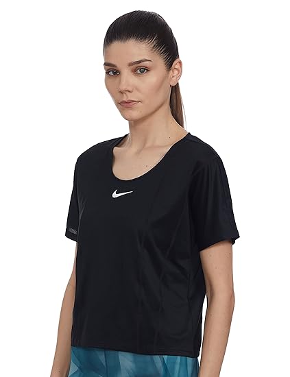 Nike Icon Clash Women's City Sleek Short-Sleeve Top
