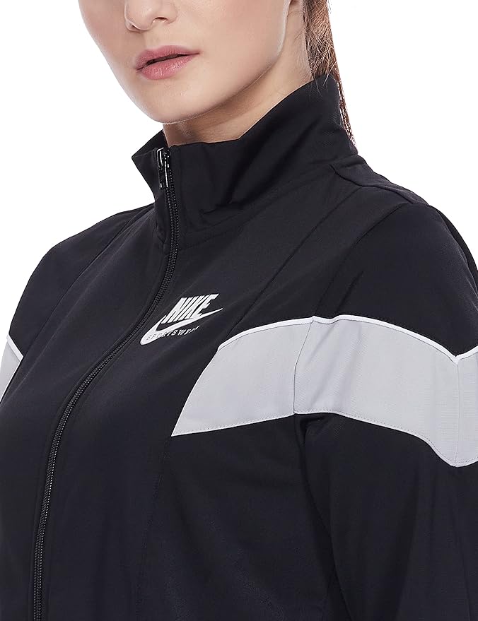 Nike Women's Sportswear Heritage Packable Jacket