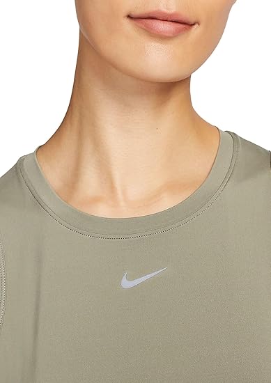 Nike AS Women's One Luxe Slim Fit Dri-FIT Novelty Tank Top