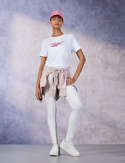 Nike Sportswear Grade School Glow Swoosh Graphic T-Shirt