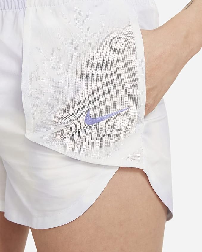 Nike Women's Icon Clash Tempo Luxe Shorts