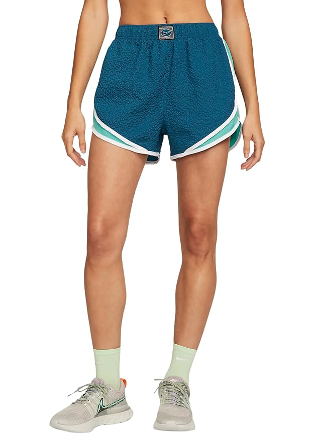 Nike Women's Icon Clash Tempo Shorts