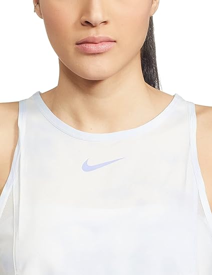 Nike Women's Icon Clash City Sleek Tank