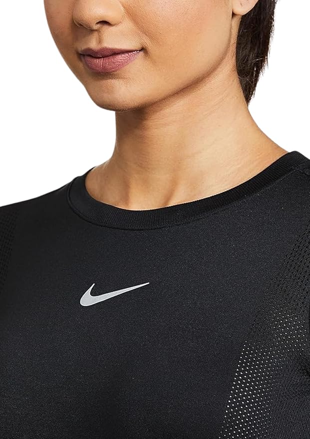 Nike Women's Infinite Short Sleeve Top