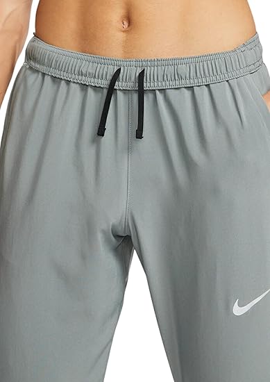 Nike Men's Essential Woven Pants