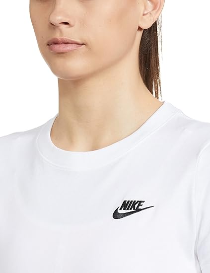 Nike AS Women's NSW Club T-Shirt
