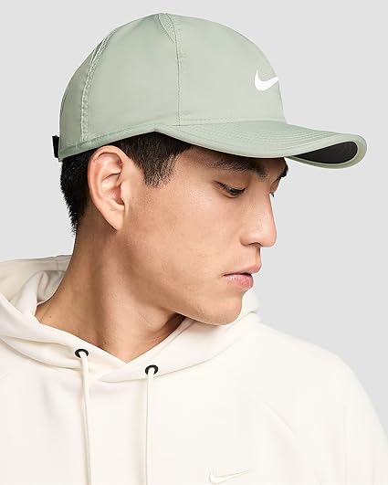 Nike Dri-FIT Club Unstructured Flat Peak Cap