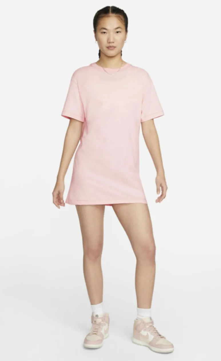 Nike Sportswear Women's Essential Short-Sleeve Dress