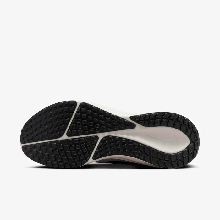 Nike Vomero 17