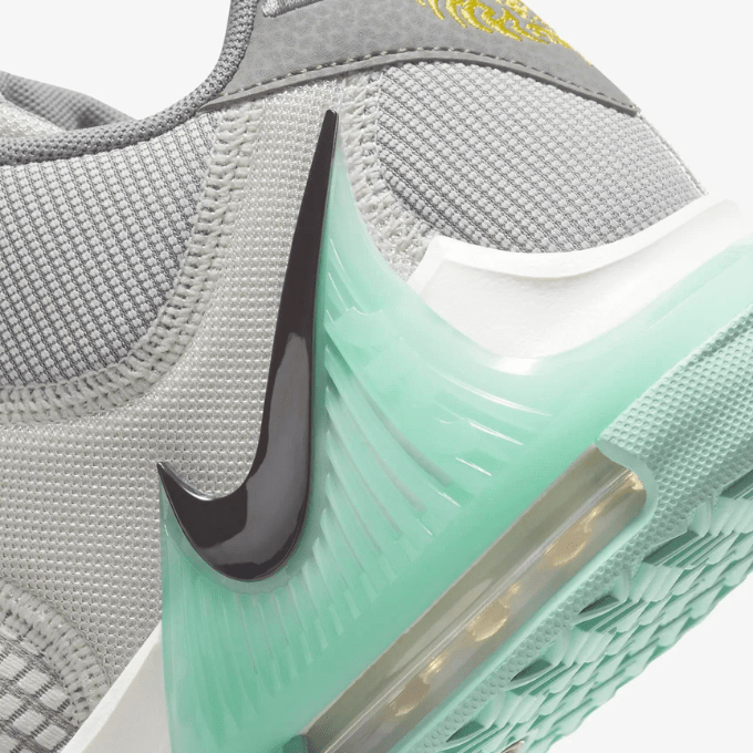 Nike Lebron Witness Vii