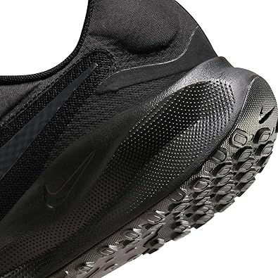 Nike Revolution 7 Wide