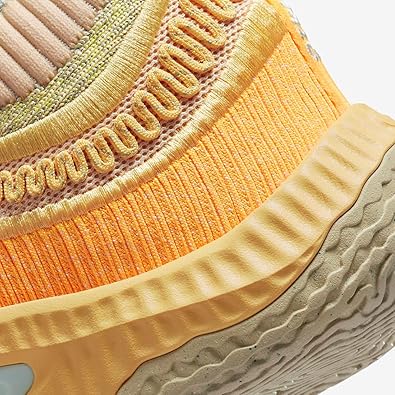 Nike Cosmic Unity 3