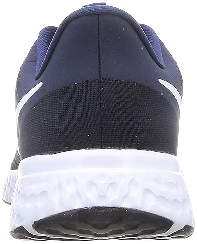 Nike Revolution 5