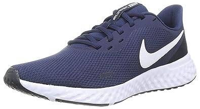 Nike Revolution 5