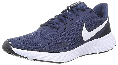 Nike Revolution 5