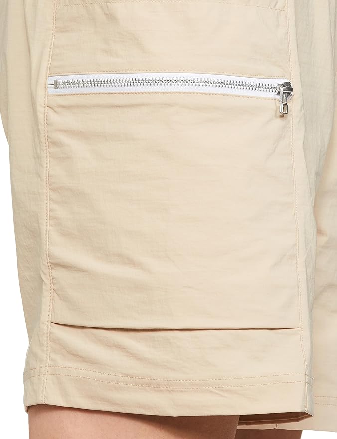 Nike Sportswear  Ultra-Light Woven Utility Shorts