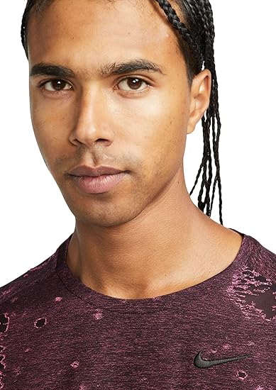 Nike Men's Dri-FIT Long-Sleeve All-Over Print Top