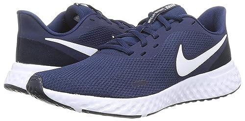 Nike Revolution 5