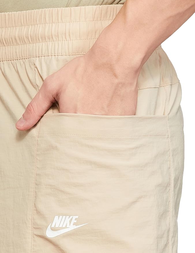Nike Sportswear  Ultra-Light Woven Utility Shorts