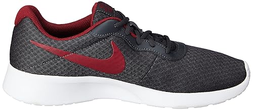 Nike Tanjun