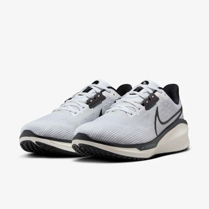 Nike Vomero 17