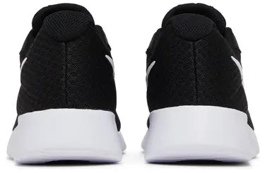 Nike Tanjun