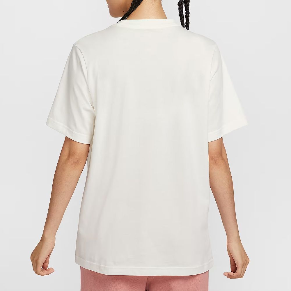 Nike Sportswear T-shirt Essential Label