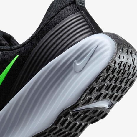 Nike Promina
