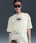 Nike Dri-FIT Versa Women's Long-Sleeve Graphic T-Shirt