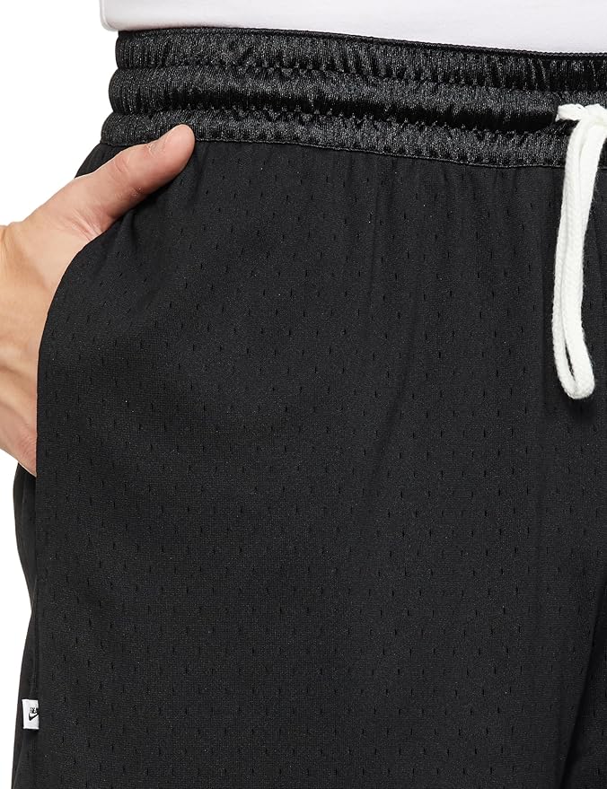 Nike Dri-FIT 6-Inch Mesh Training Short