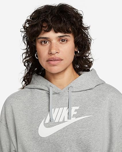Nike Women's Sportswear Club Fleece Graphic Cropped Hoodie