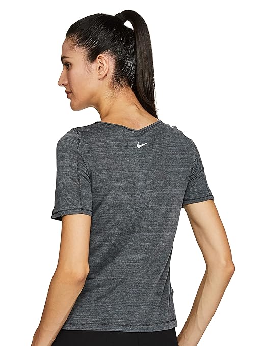 Nike Icon Clash Short-Sleeve Top