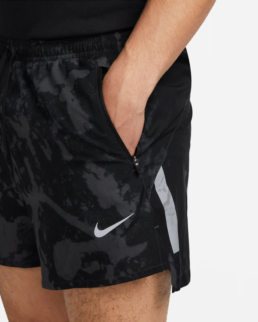 Nike Men's Dri-FIT Run Division Stride Running Shorts