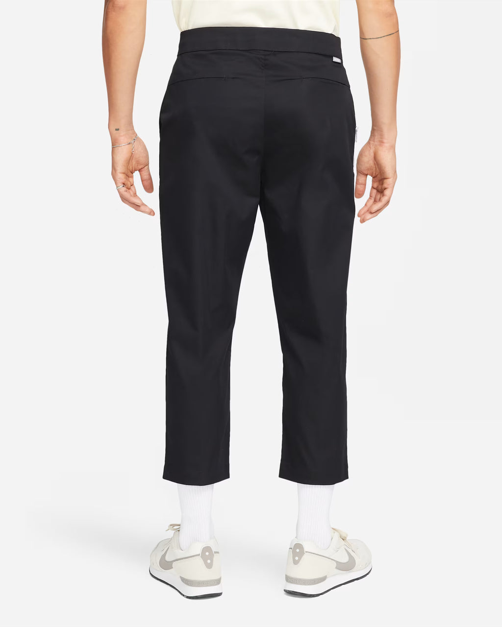 Nike Men's Sportswear Standard Woven Ultra-Light Sneaker Pant