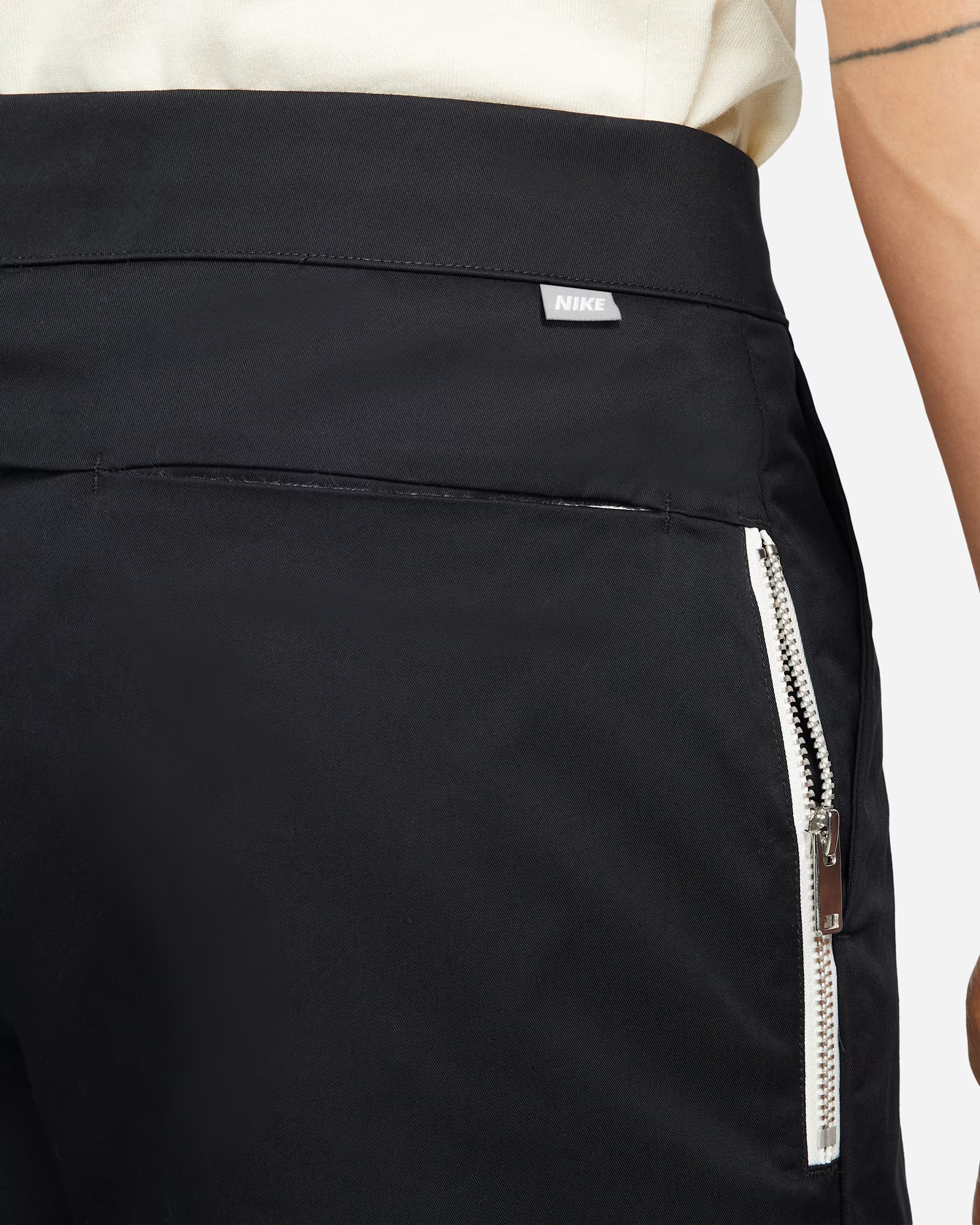 Nike Men's Sportswear Standard Woven Ultra-Light Sneaker Pant