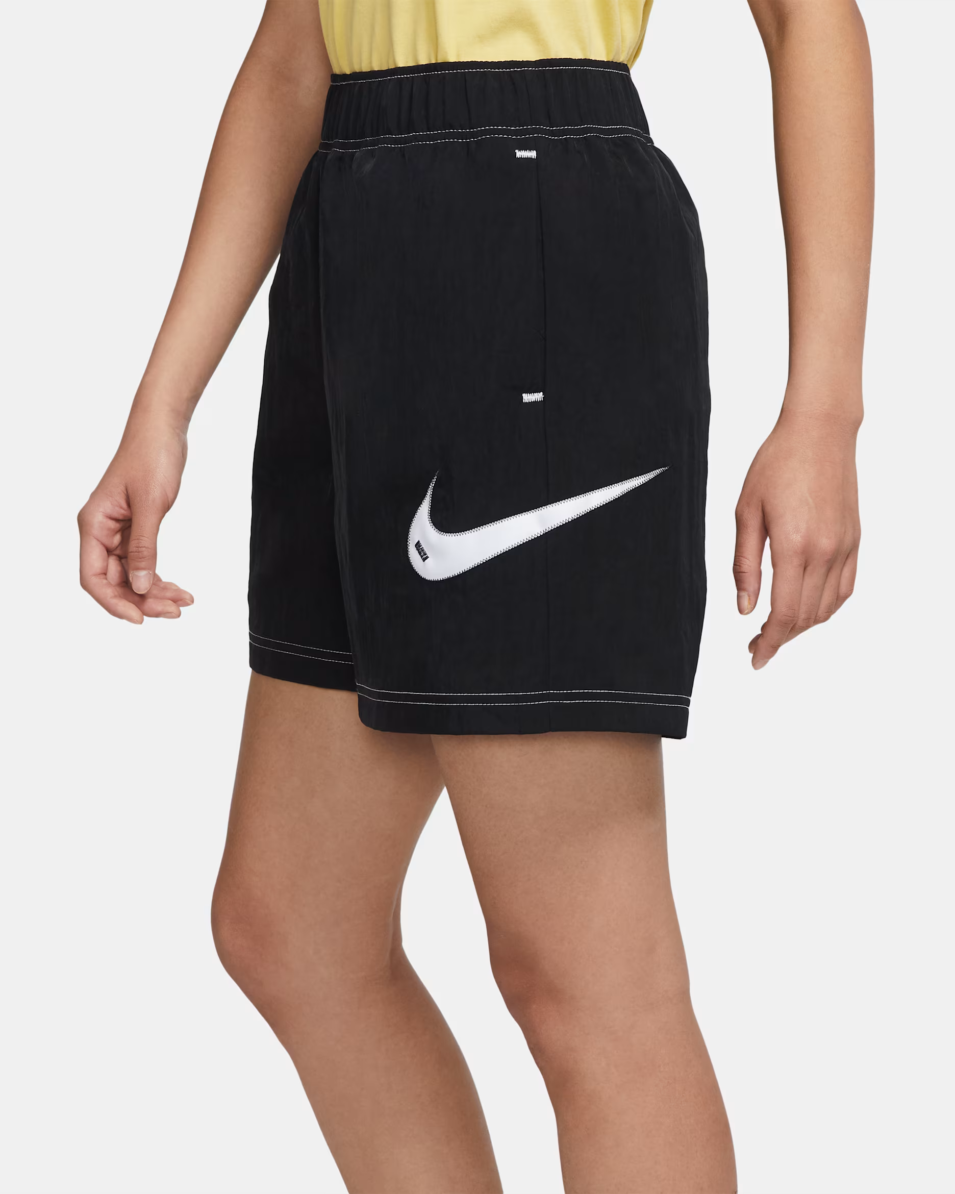 Nike Sportswear Swoosh Woven High-Rise Shorts