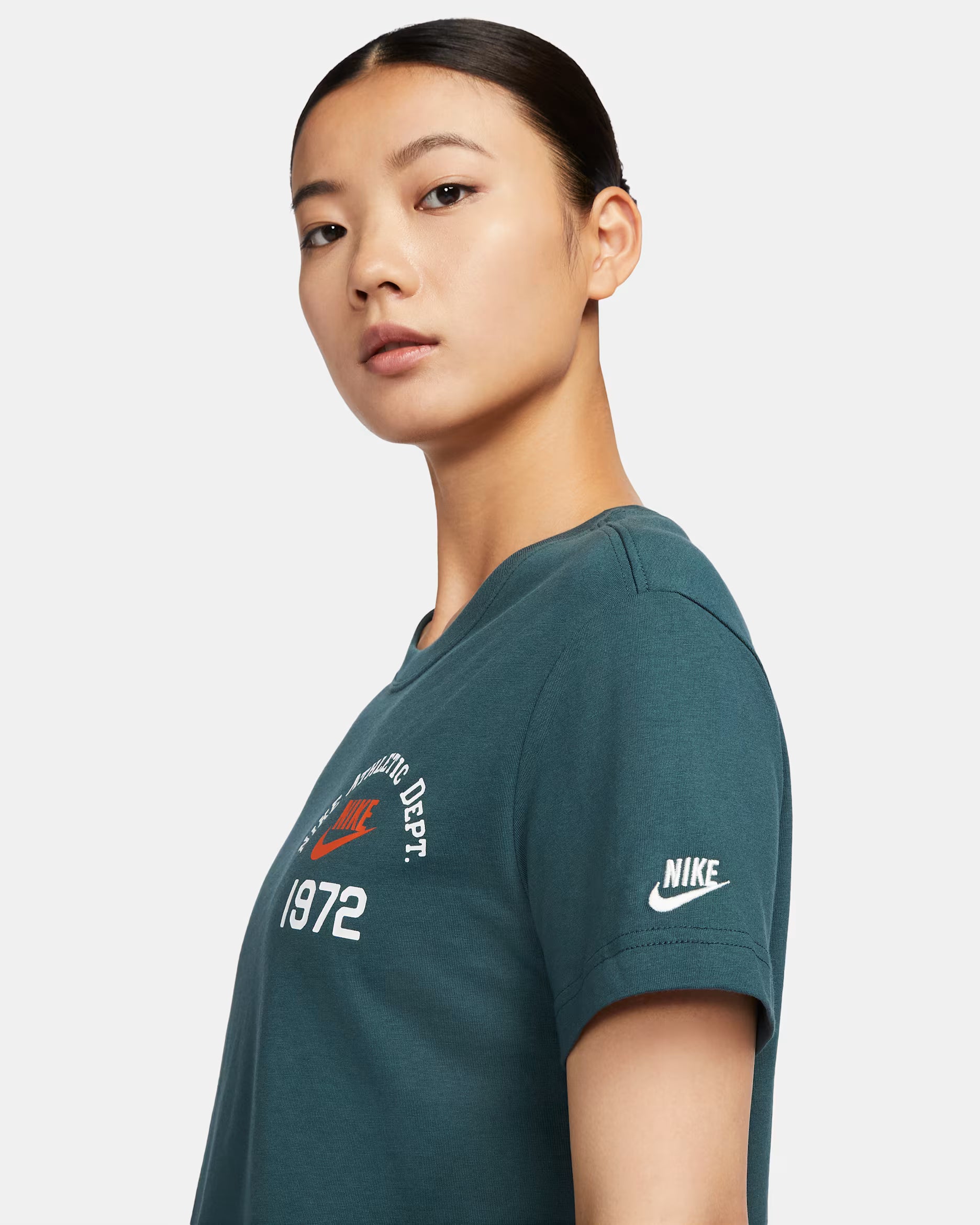 Nike AS Women's Sportswear Cropped T-Shirt